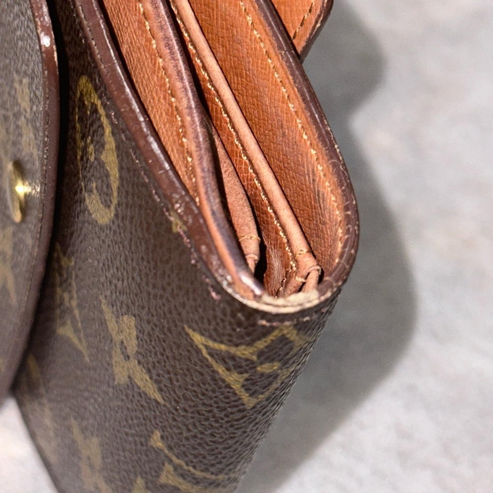 Louis Vuitton Elise Vintage Wallet - Picture 5 of 10